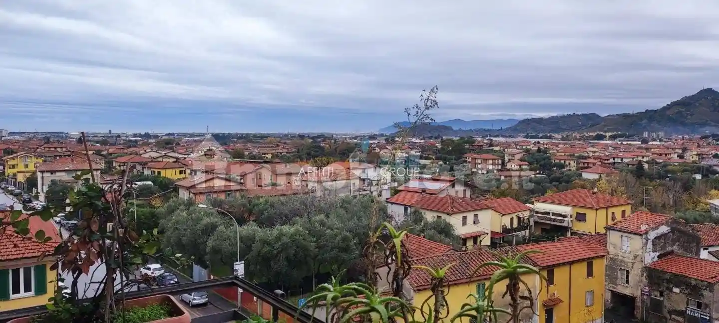 Appartamento in vendita a Massa