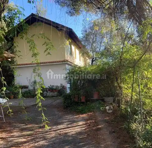 Villa in vendita a Sanremo