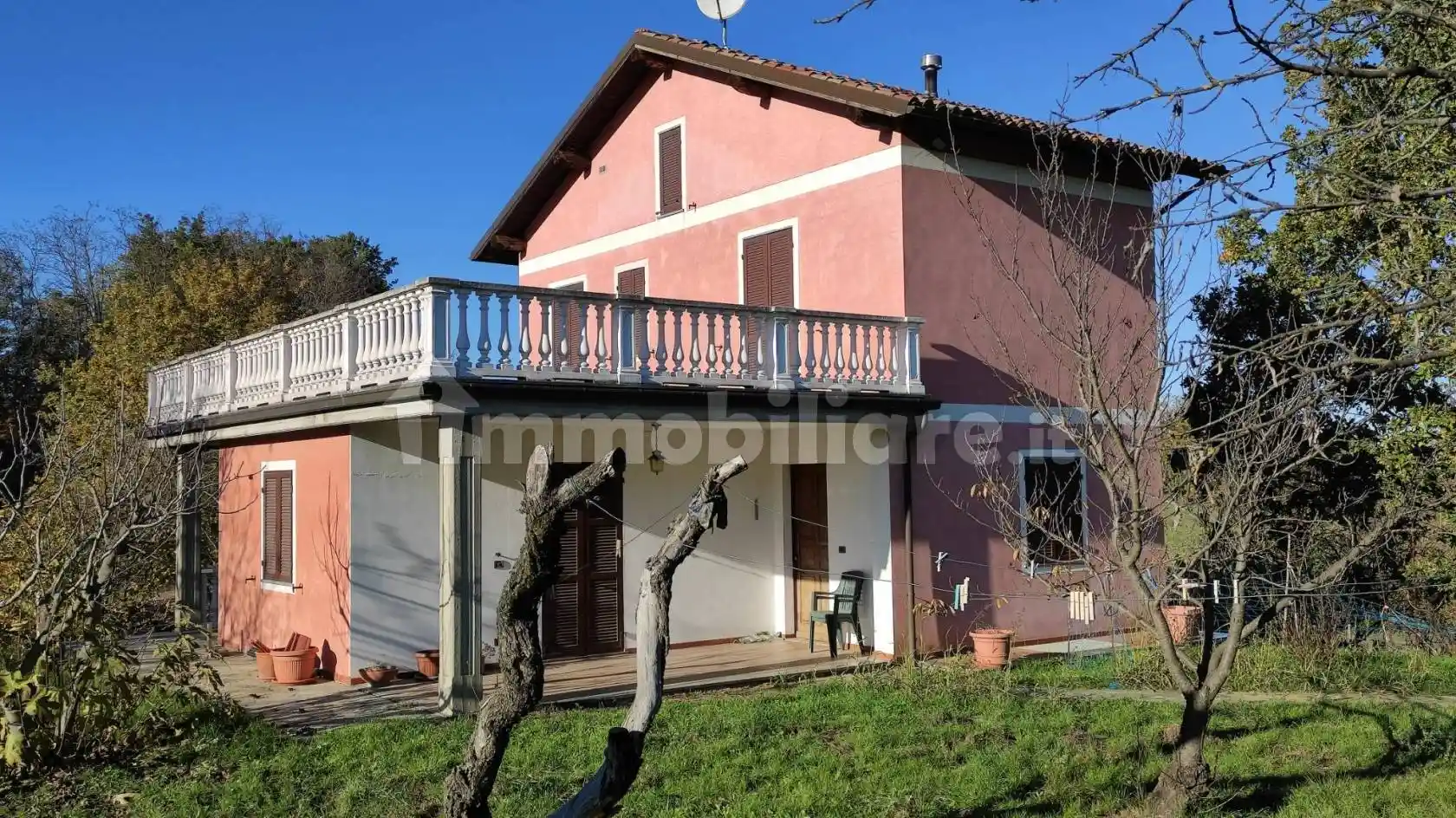 Villa in vendita a Rocca Grimalda