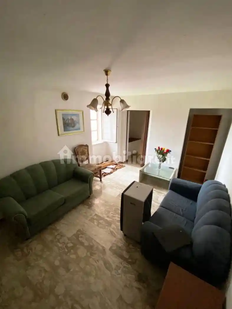 Casa indipendente in vendita a San Severino Marche