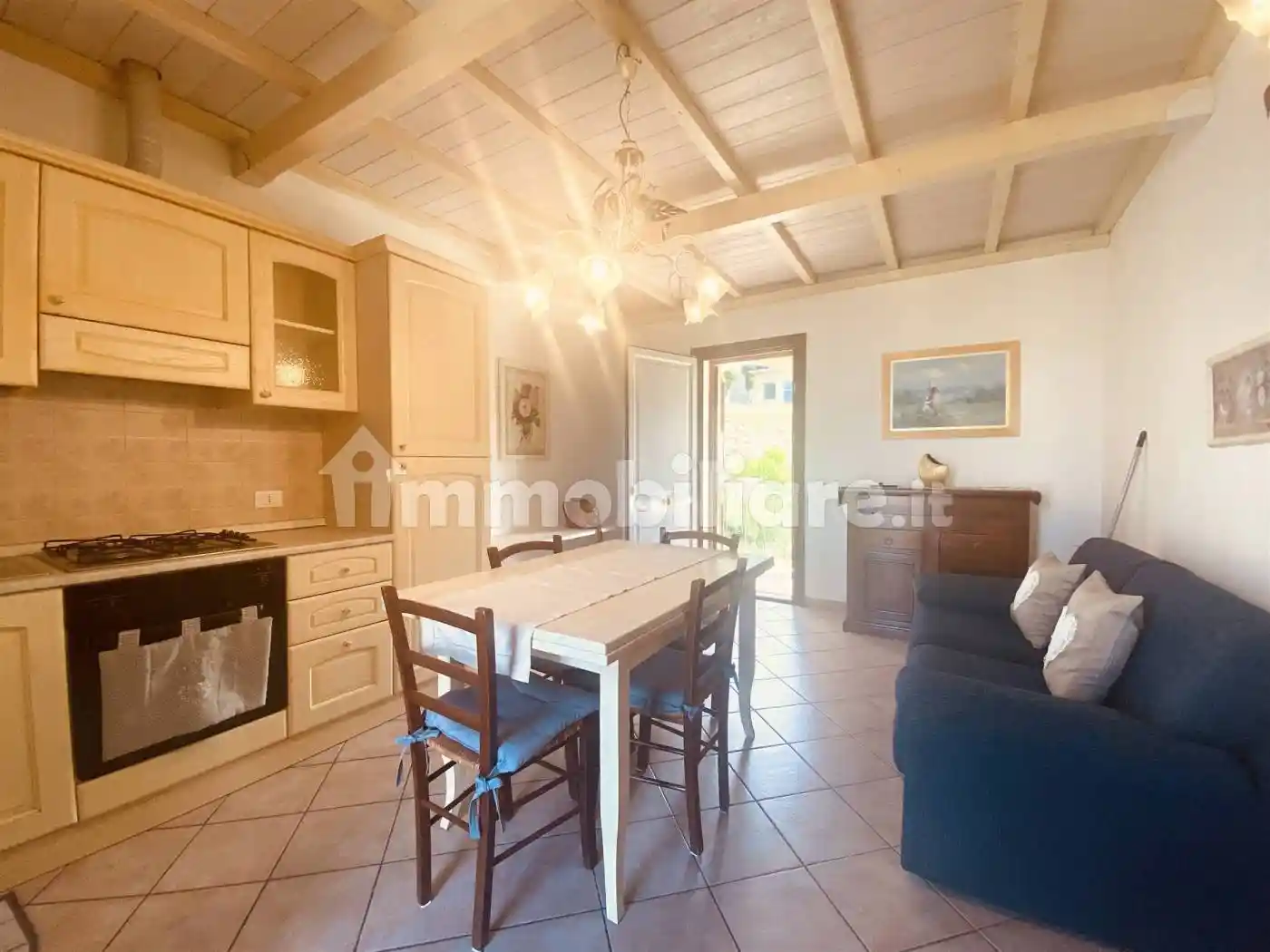 Appartamento in vendita a Guardistallo