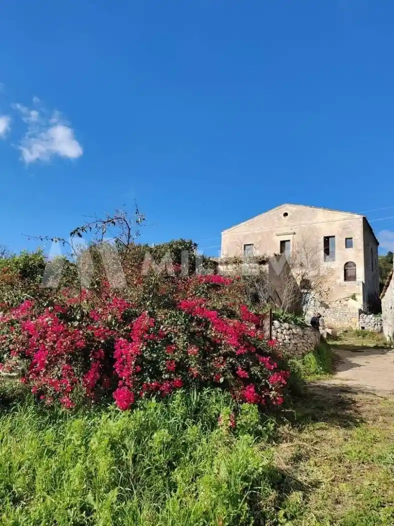 Rustico - Casale in vendita a Ragusa