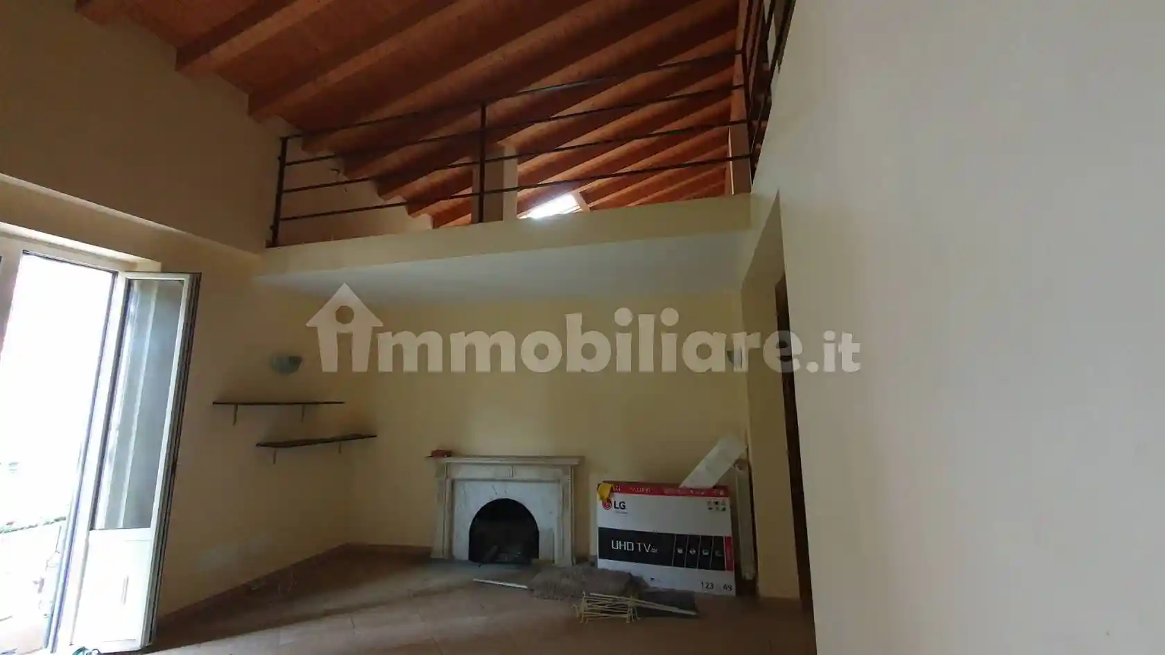 Appartamento in affitto a Massa