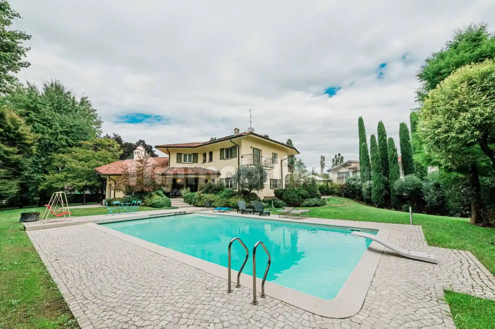 Villa in vendita a Capriate San Gervasio