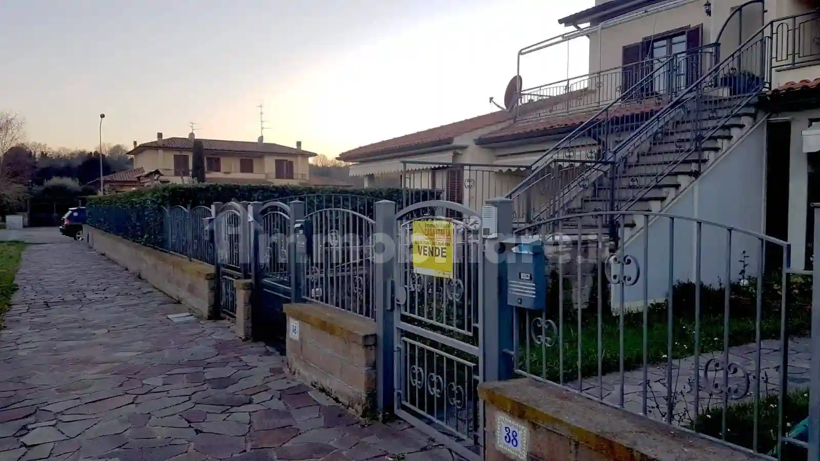 Villetta a schiera - foto 2