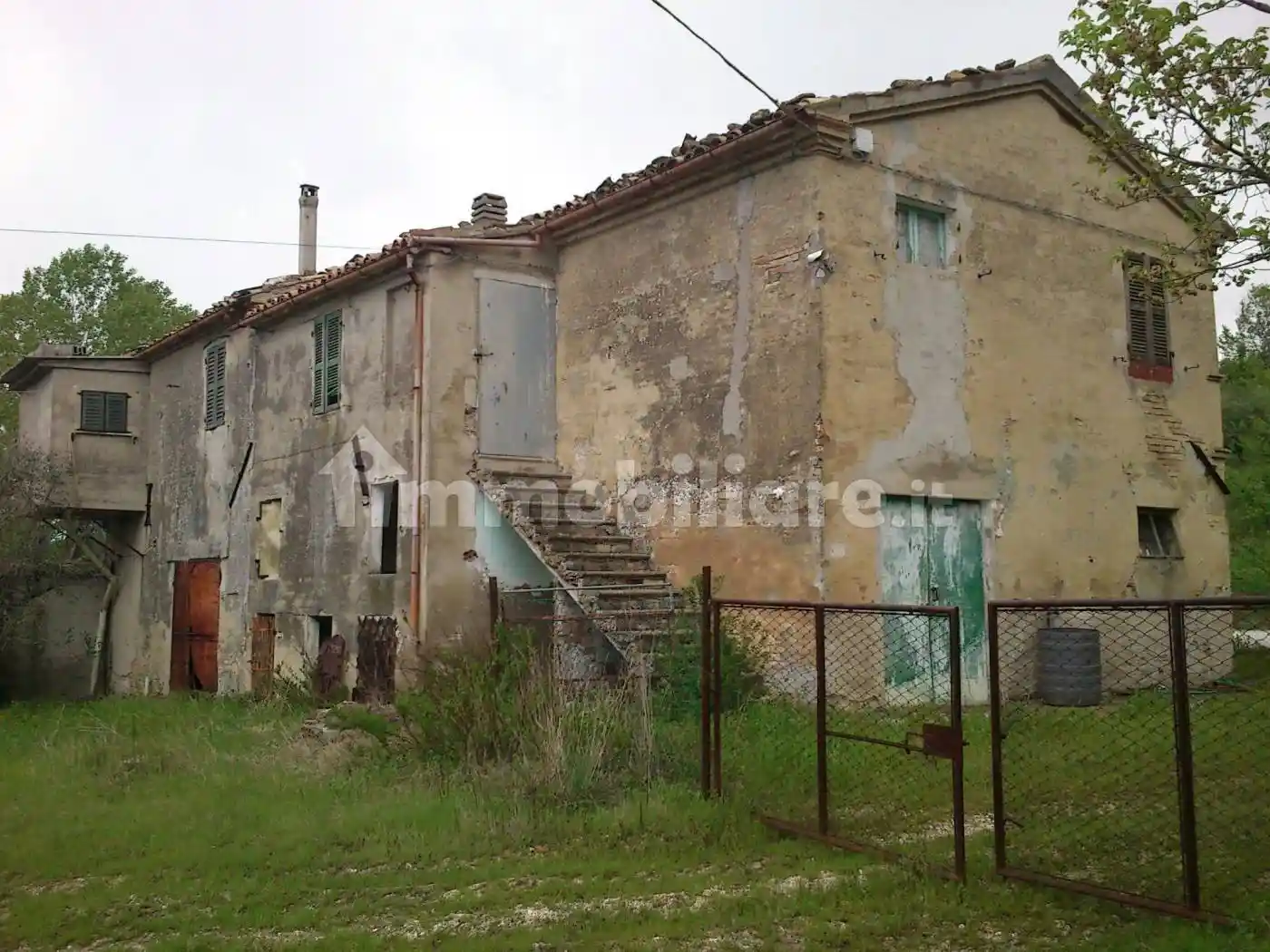 Rustico - Casale in vendita a Montecarotto
