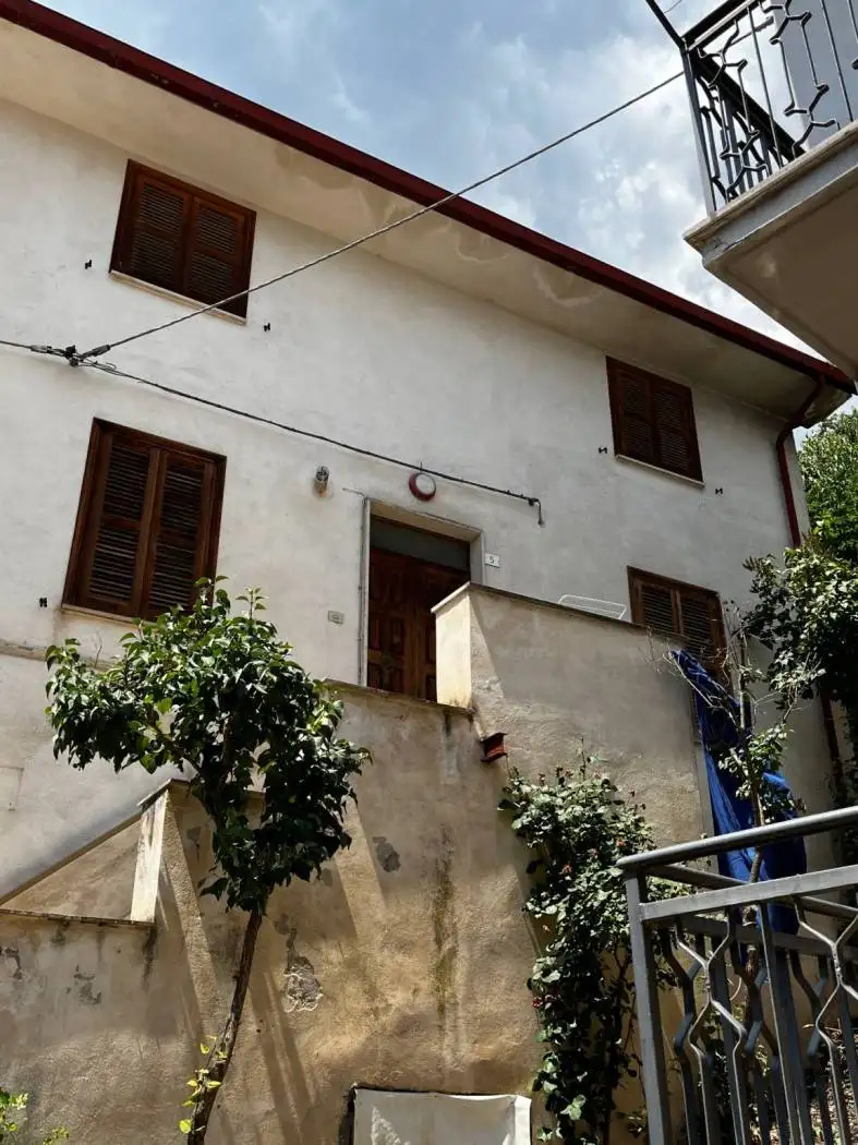 Appartamento in vendita a Celano