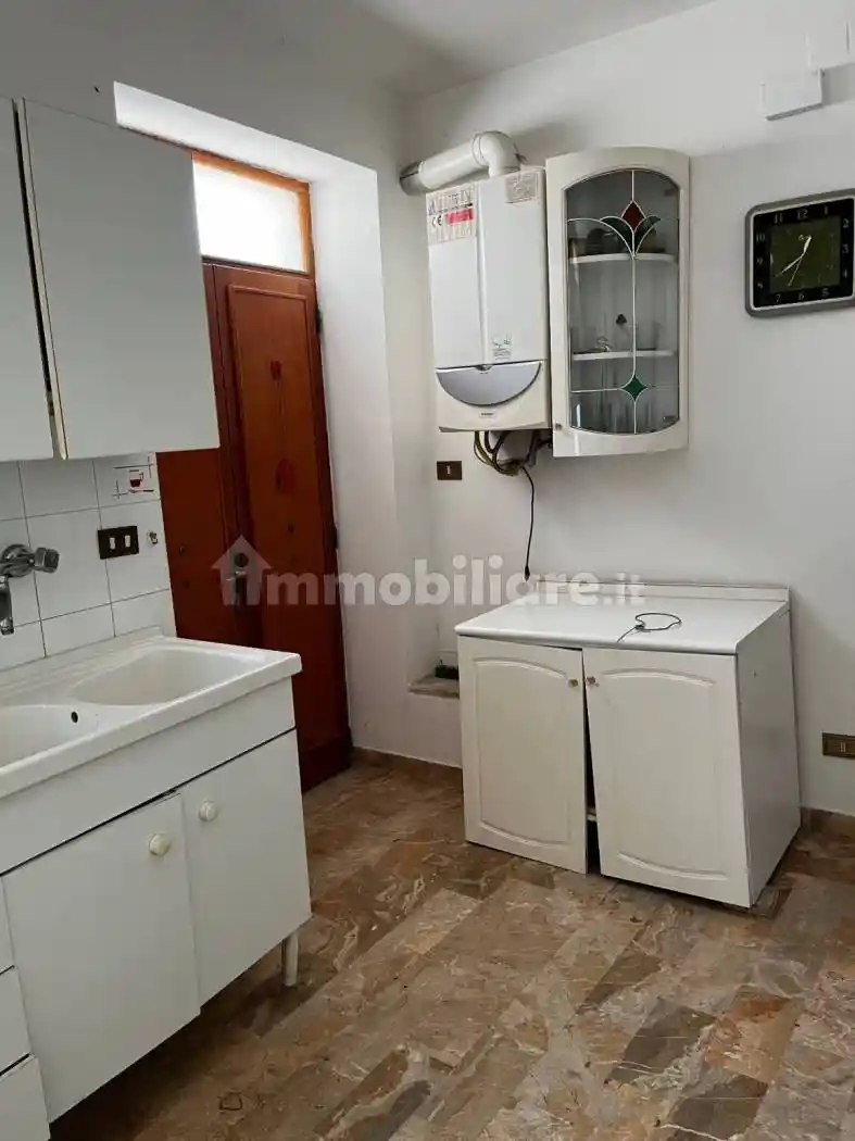 Trilocale via Gran Sasso 5, Centro, Celano - foto 4