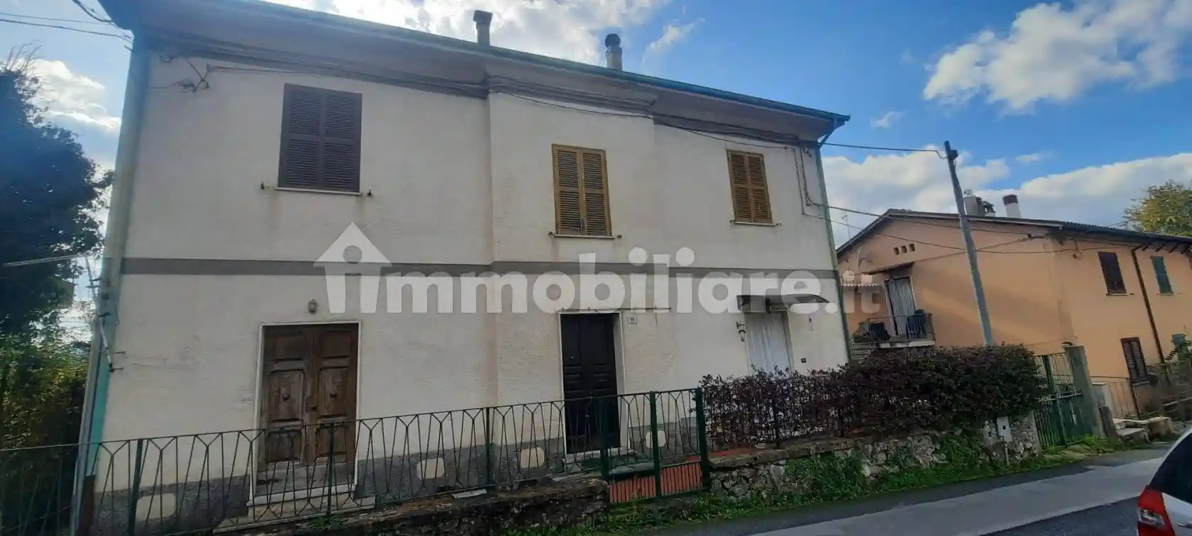 Appartamento in vendita a Petrella Salto