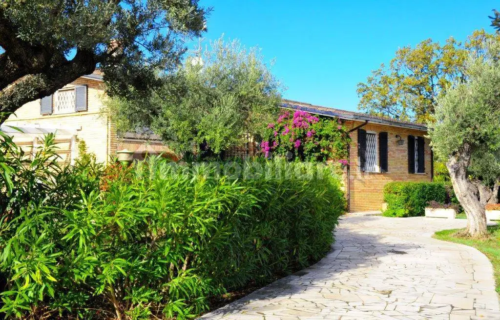 Villa in vendita a Montesilvano