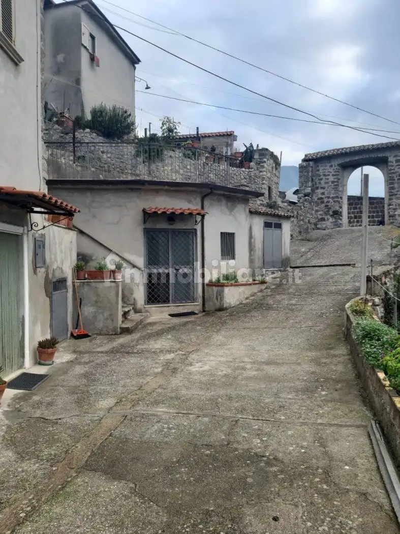 Casa indipendente in vendita a Faicchio