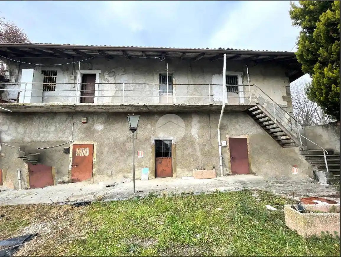 Rustico - Casale in vendita a Trescore Balneario