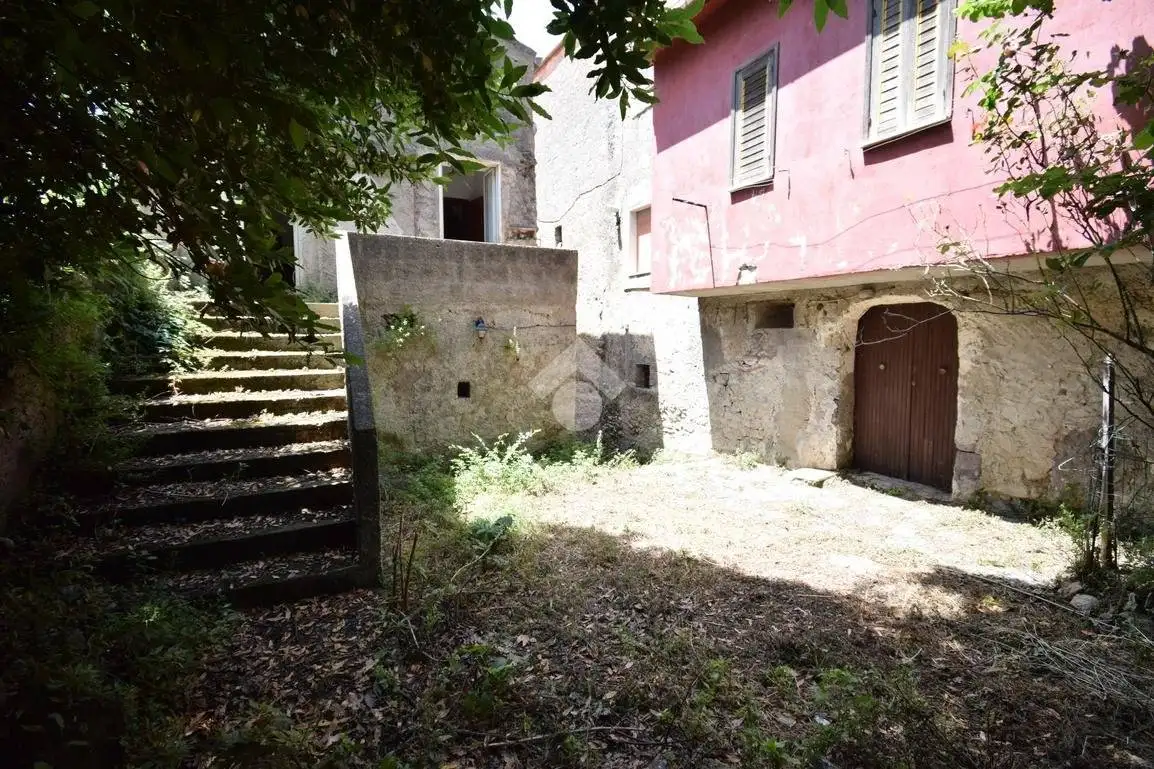 Rustico - Casale in vendita a Frasso Telesino