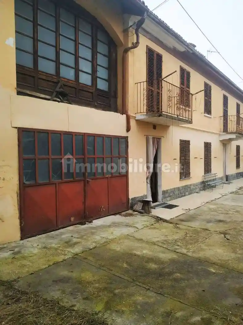 Cascina frazione Serravalle 50, Serravalle, Asti - foto 2