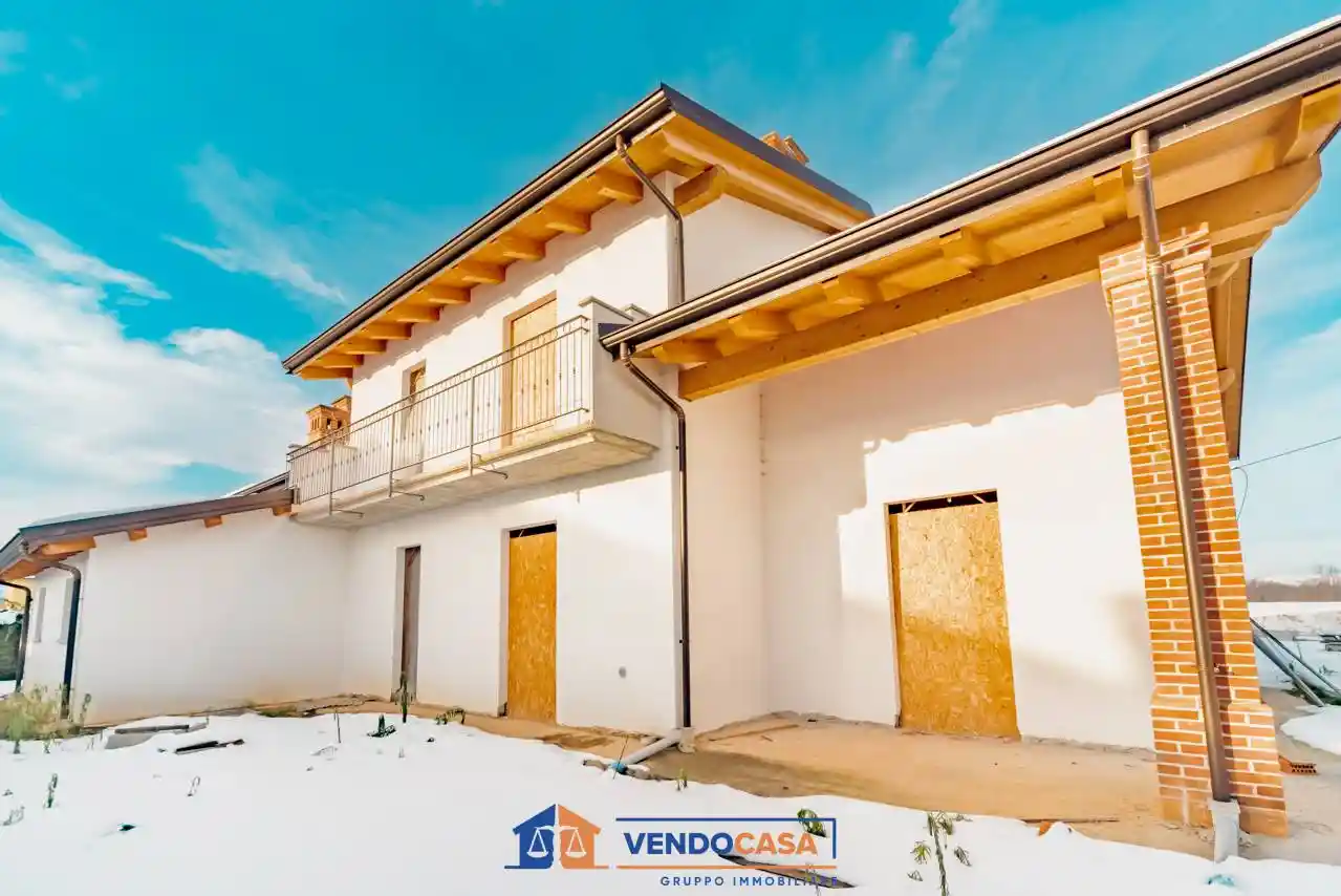 Villa unifamiliare via Strada del Mazzucco 133, Sant'Anna Avagnina, Mondovì - foto 2