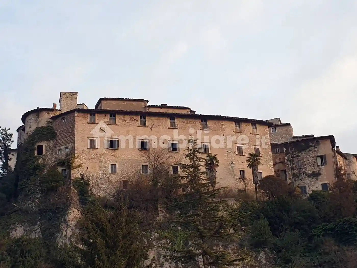 Palazzo - Edificio in vendita a Arrone
