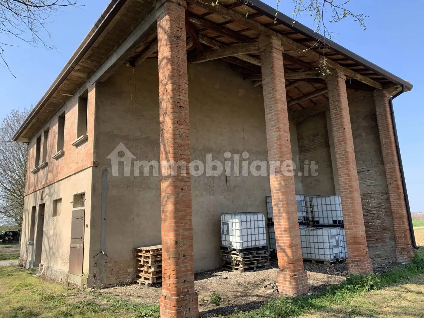 Rustico - Casale in vendita a Imola