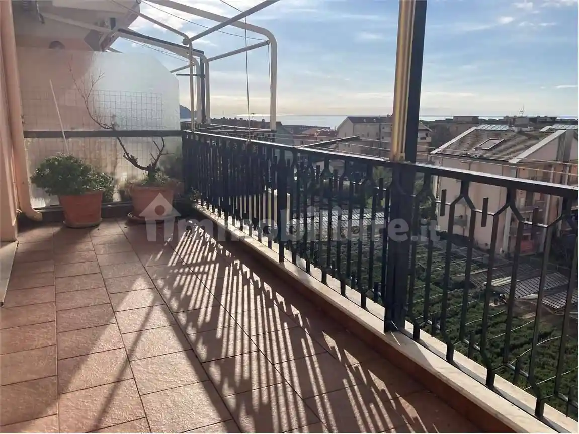 Appartamento in vendita a Albenga