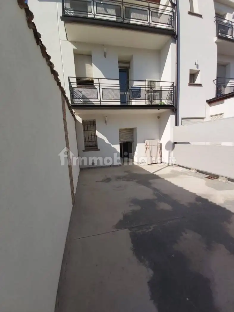 Appartamento in vendita a Azzanello