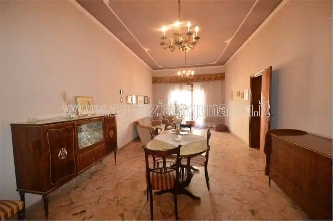 Palazzo - Edificio in vendita a Mazara del Vallo