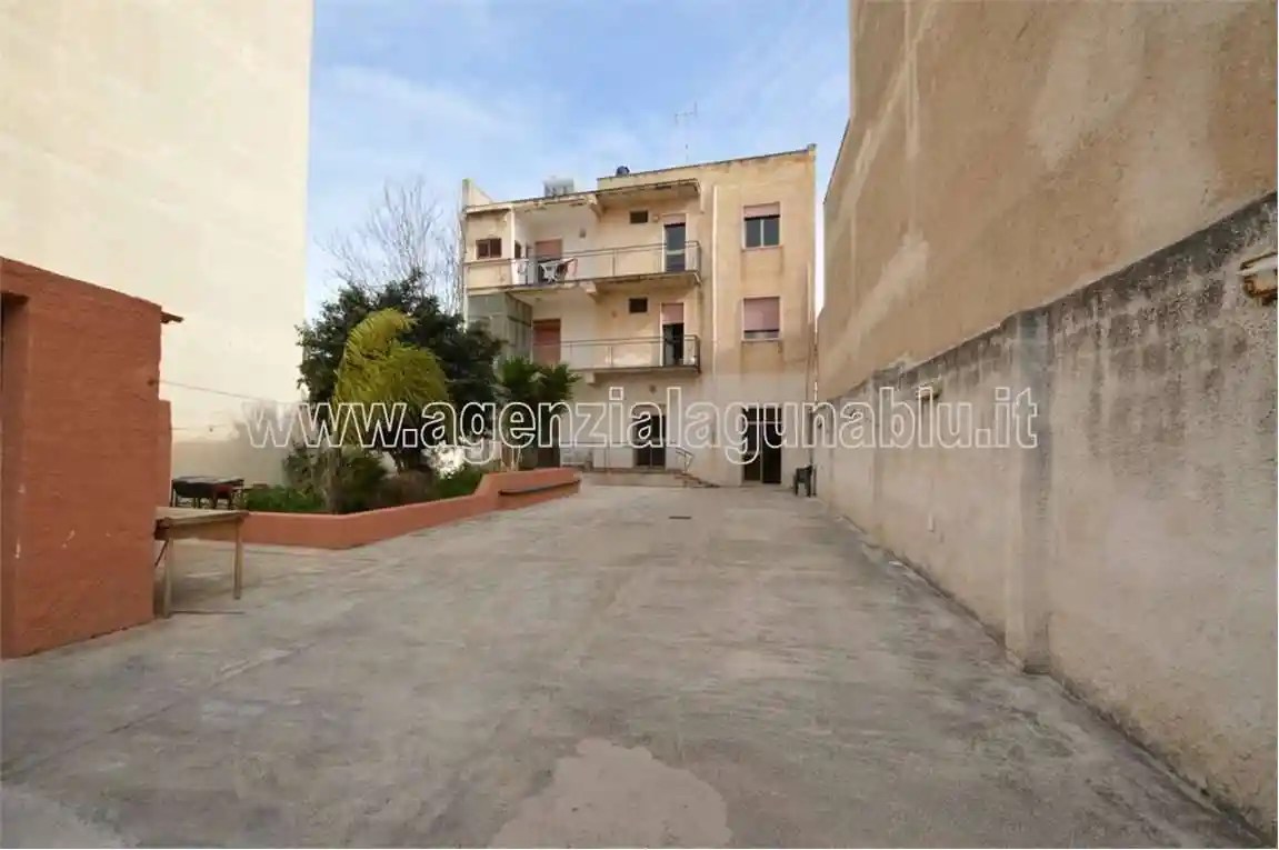 Palazzo - Edificio in vendita a Mazara del Vallo