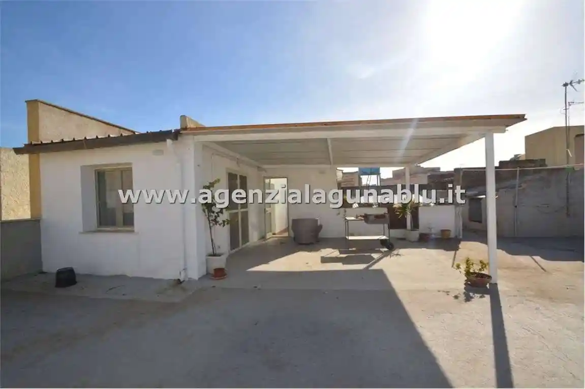 Palazzo - Edificio in vendita a Mazara del Vallo