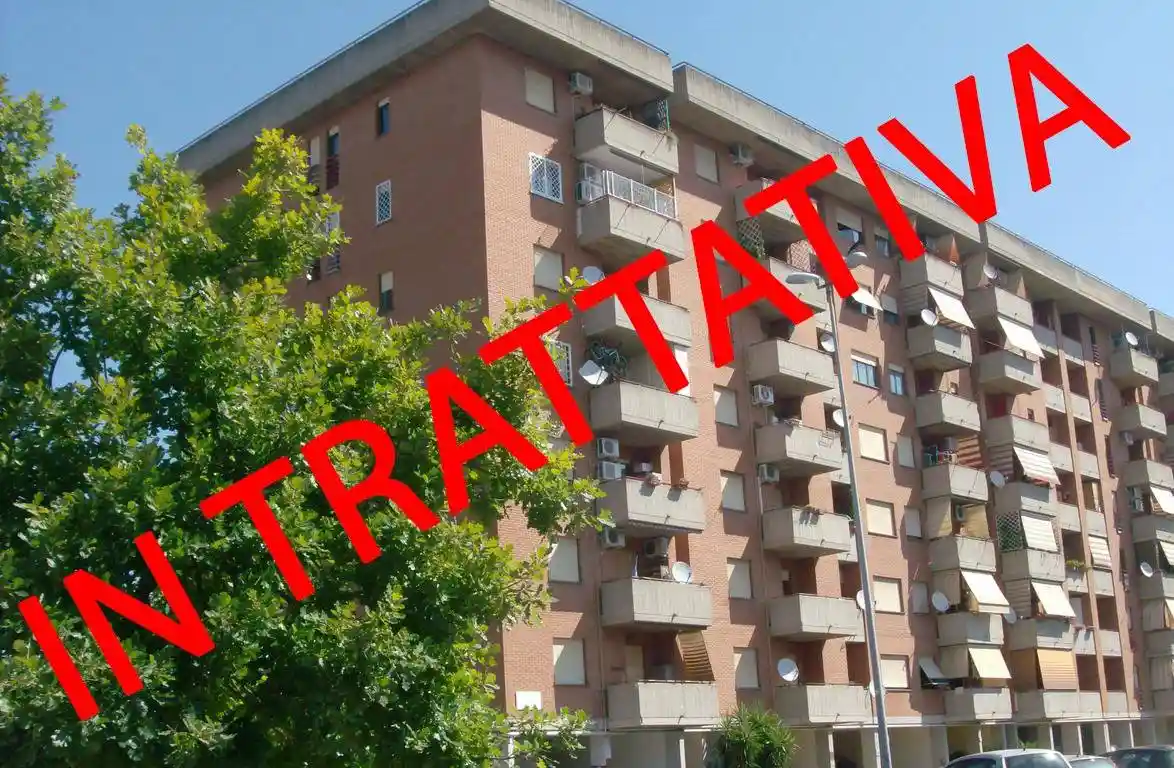 Appartamento in vendita a Roma