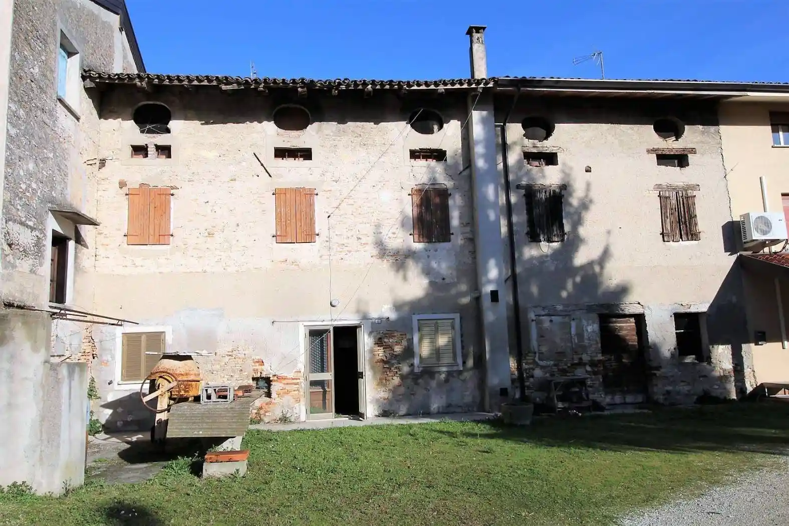 Rustico - Casale in vendita a Porpetto