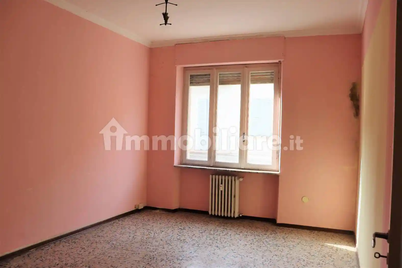 Bilocale via Luigi Incisa 16, Centro, Santo Stefano Belbo - foto 2