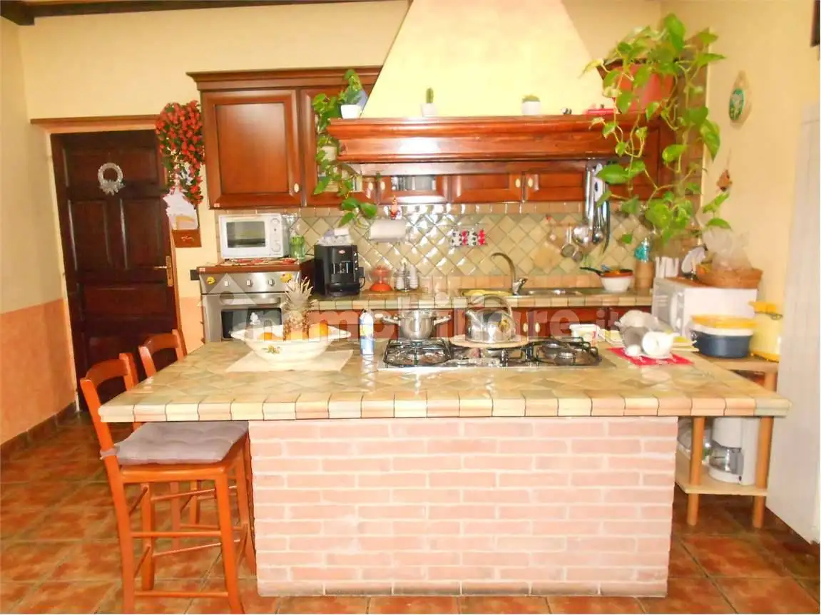 Villa in vendita a Mondragone