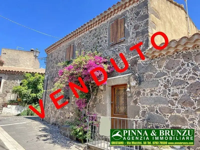 Villa in vendita a Narbolia