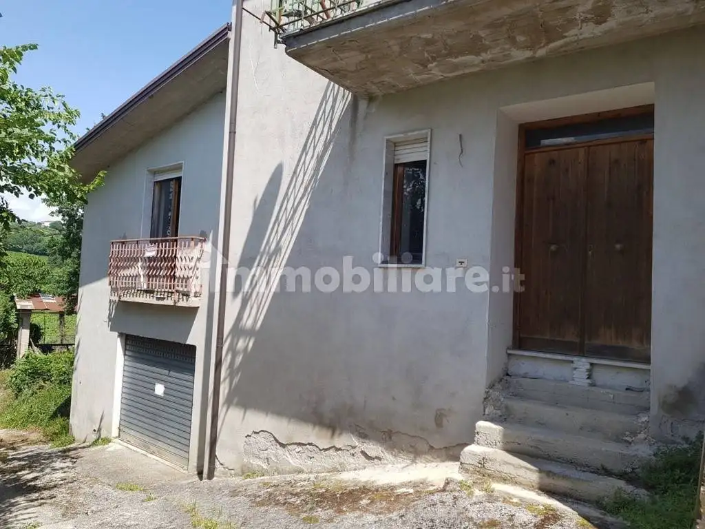 Casa indipendente in vendita a Santa Paolina