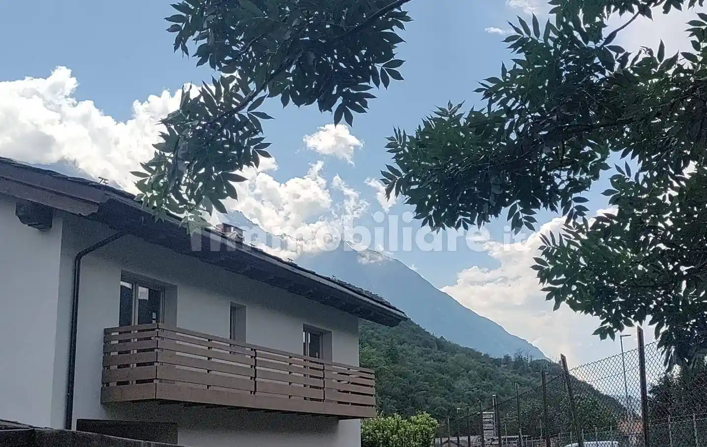 Casa indipendente in vendita a Fénis