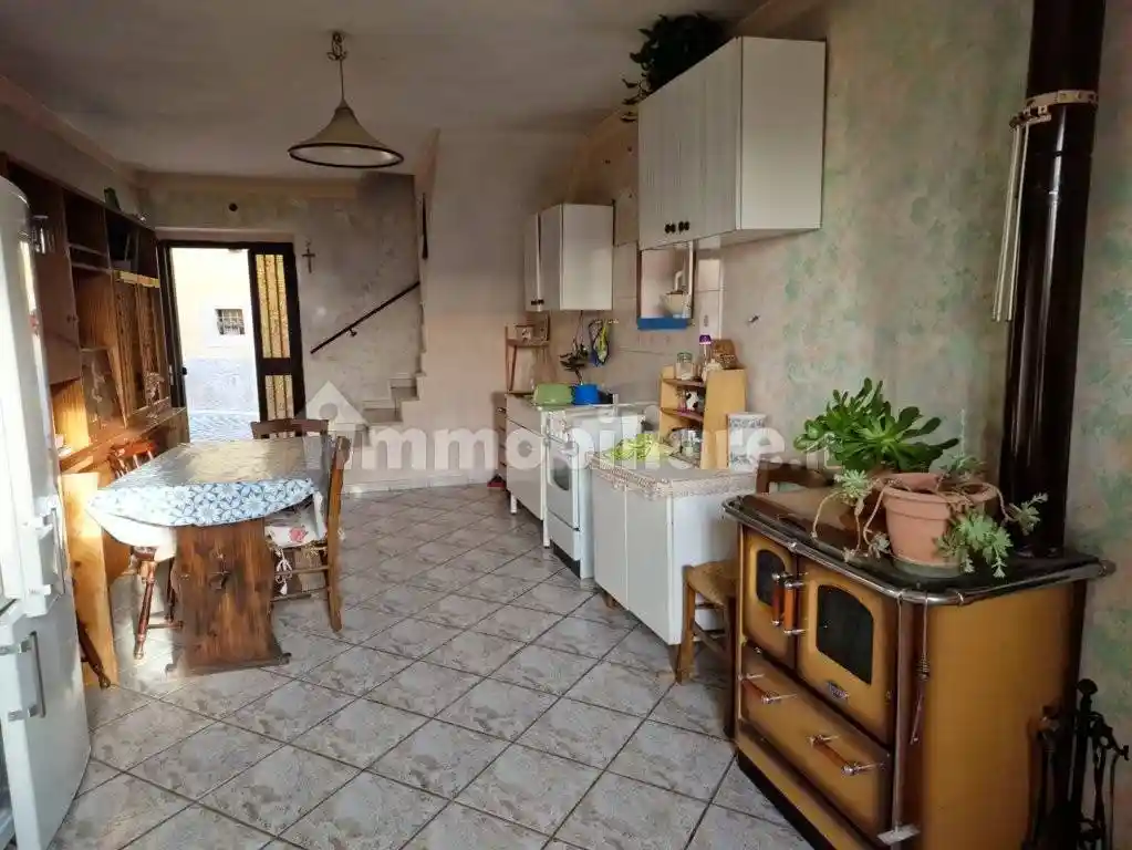 Terratetto unifamiliare via dei Marsi 54B, Santo Stefano, Sante Marie - foto 2