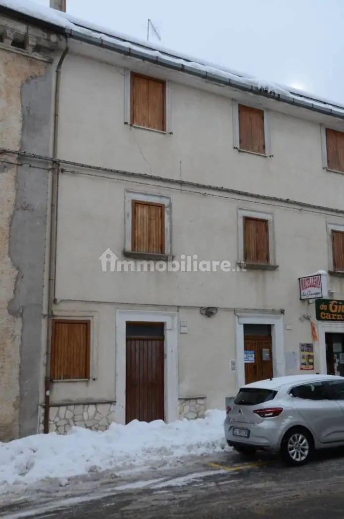 Casa indipendente in vendita a Ovindoli