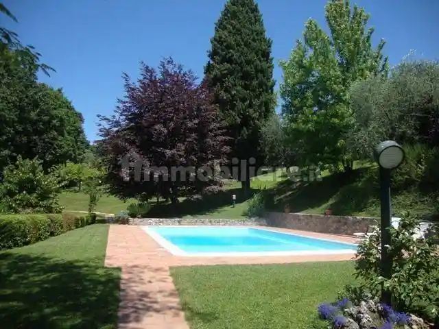 Villa in vendita a Sarzana