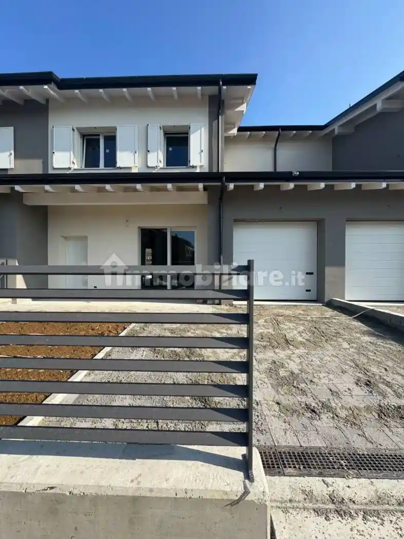 Villetta a schiera in vendita a Scandiano