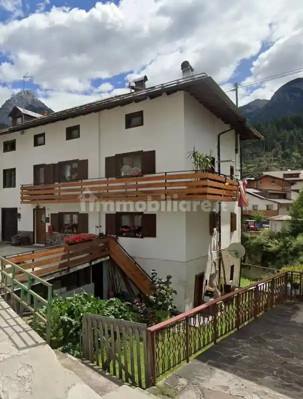 Casa indipendente in vendita a Santo Stefano di Cadore