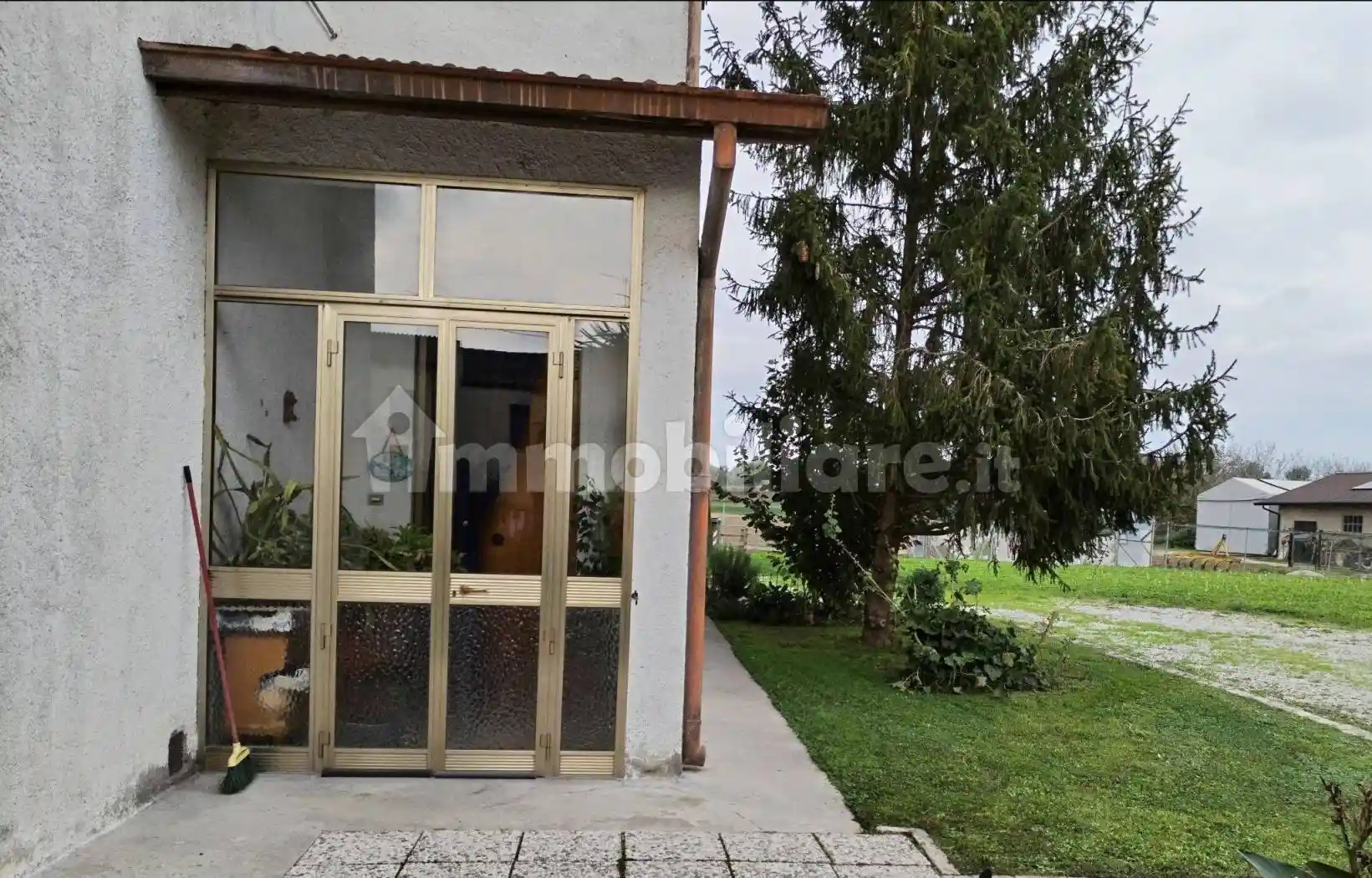 Villa in vendita a Riva del Po