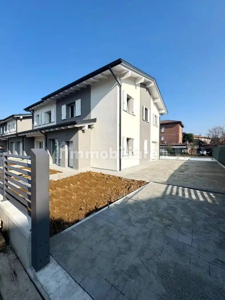 Villetta a schiera in vendita a Scandiano