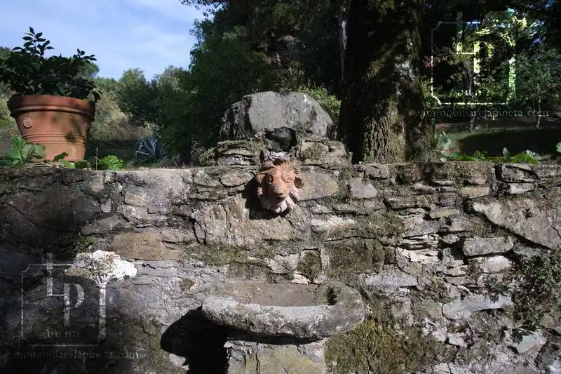 Rustico - Casale in vendita a Lucca