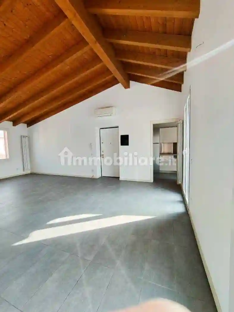 Attico - Mansarda - foto 2