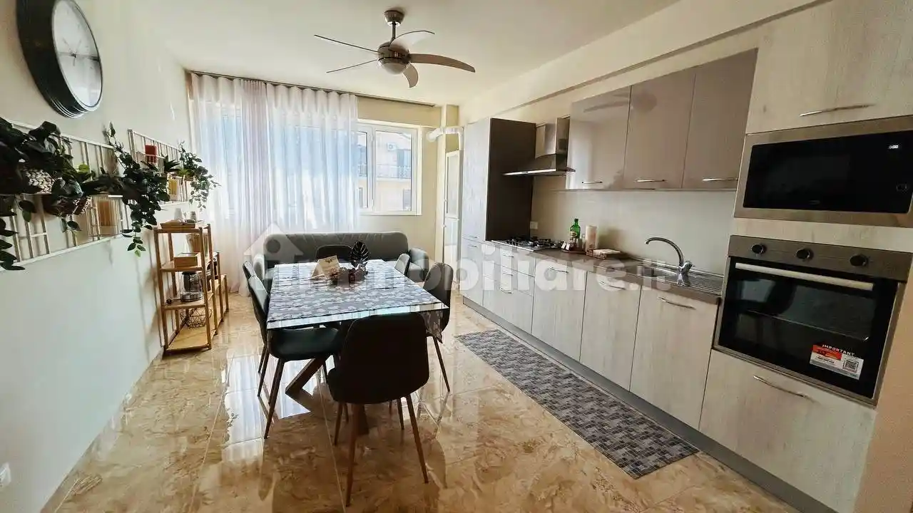 Appartamento in vendita a Falerna