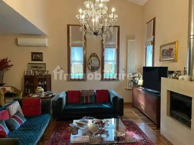 Villa in vendita a Pisa