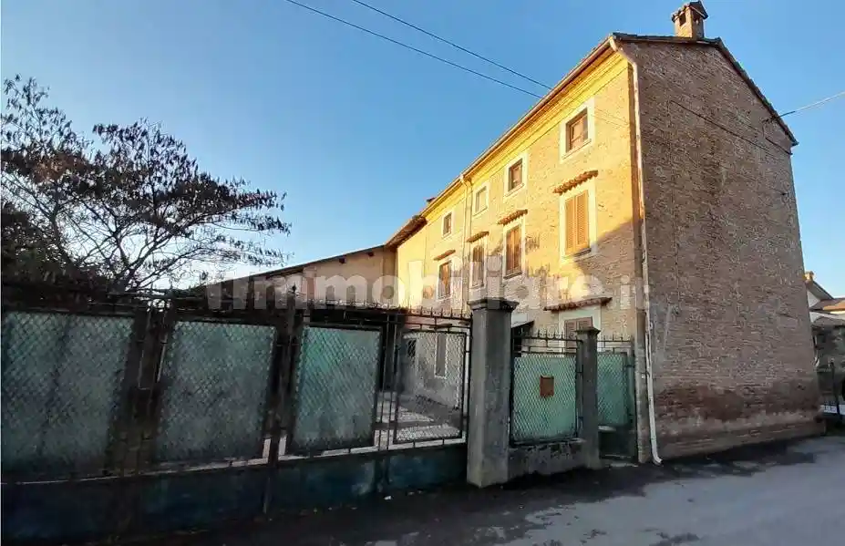 Villa in vendita a Cornale e Bastida