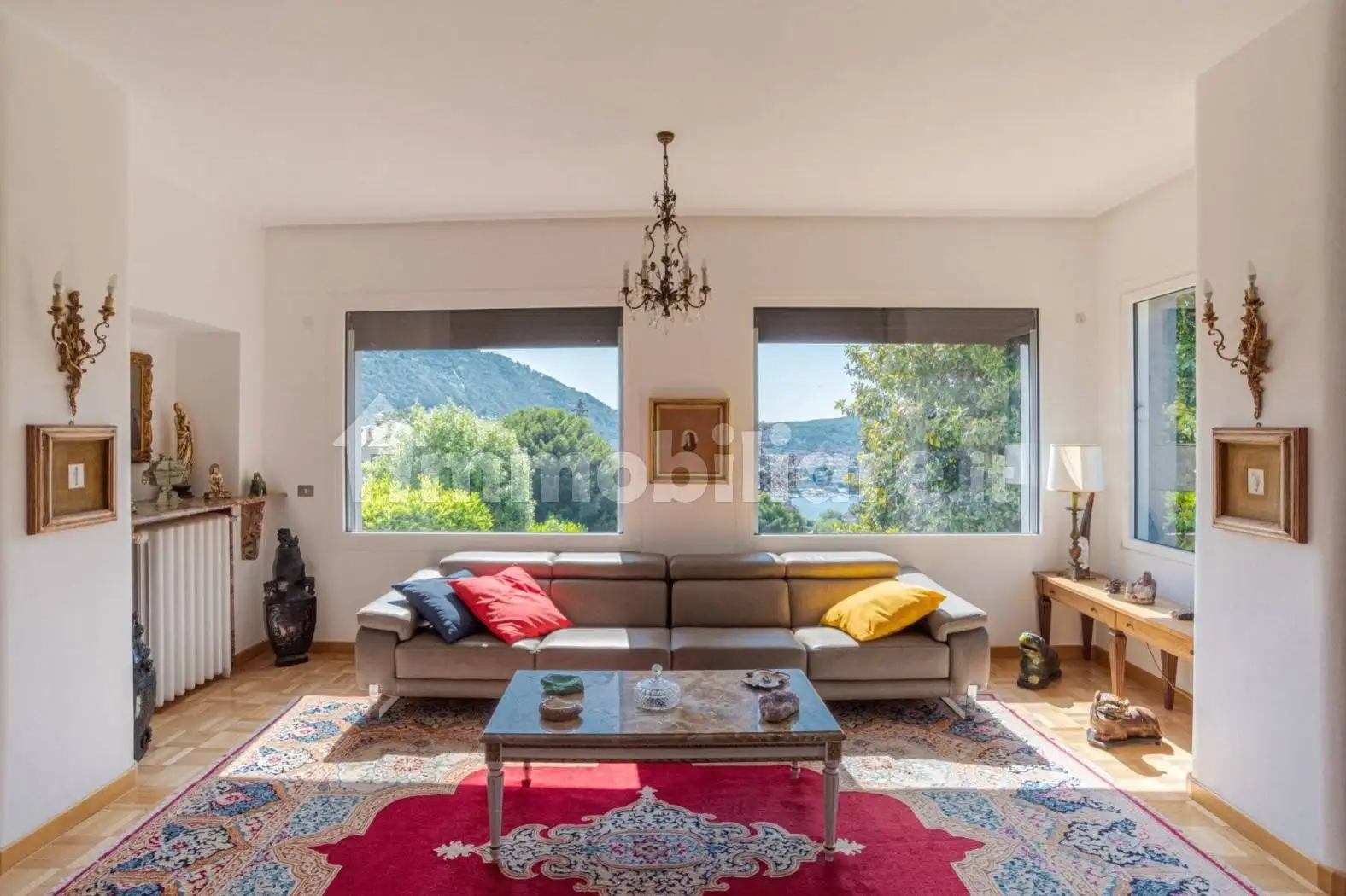 Villa in vendita a Como