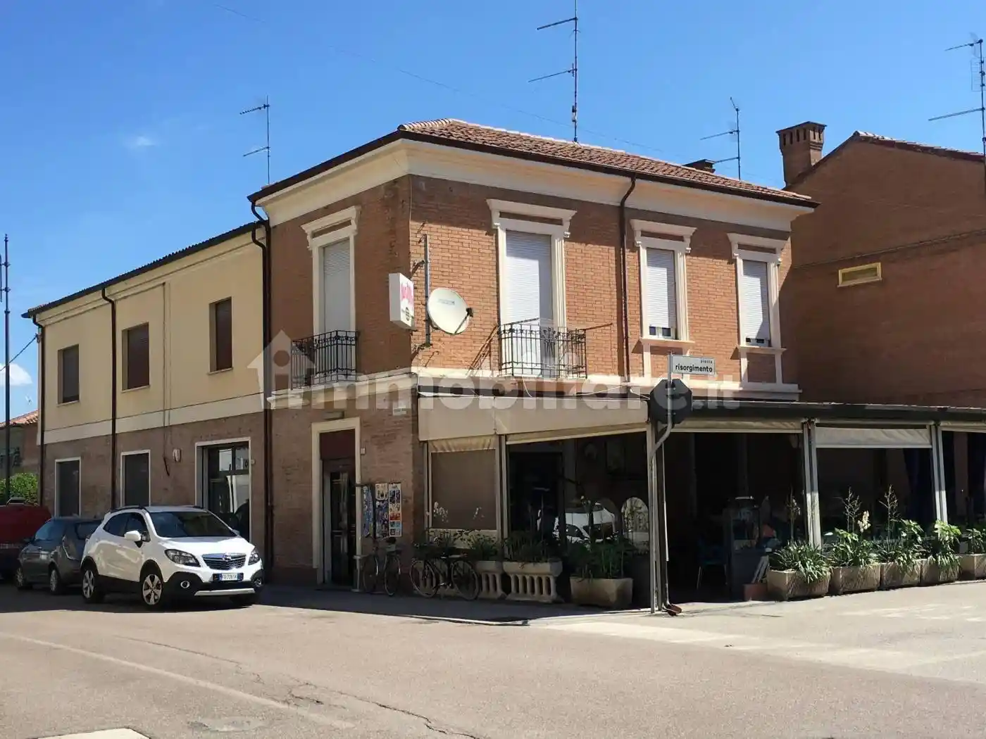 Palazzo - Edificio in vendita a Tresignana