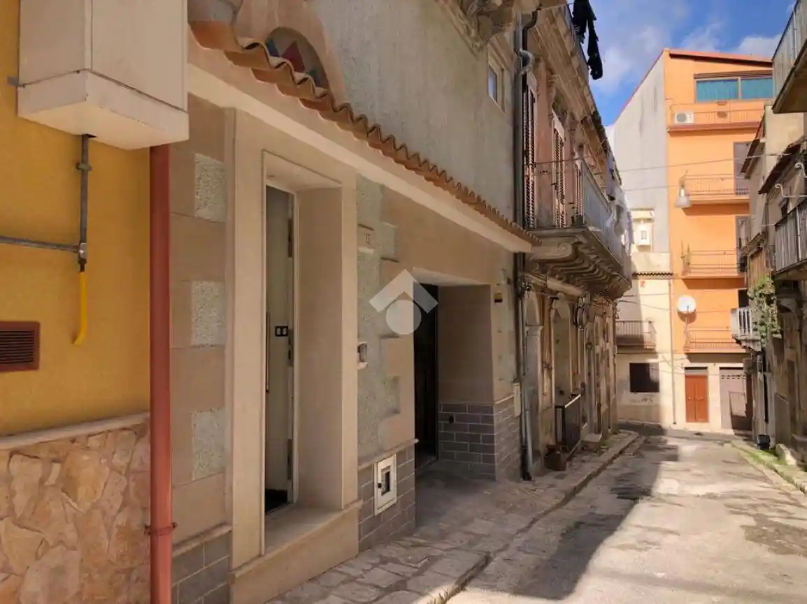 Casa indipendente in vendita a Ragusa
