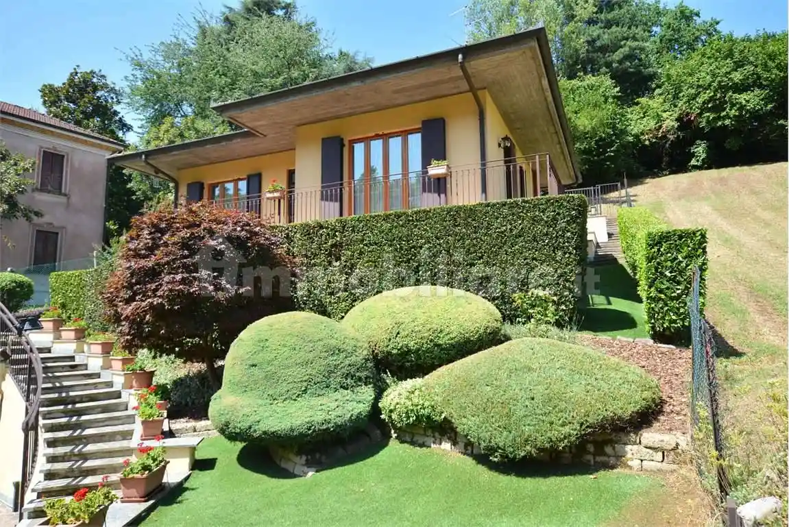 Villa in vendita a San Colombano al Lambro