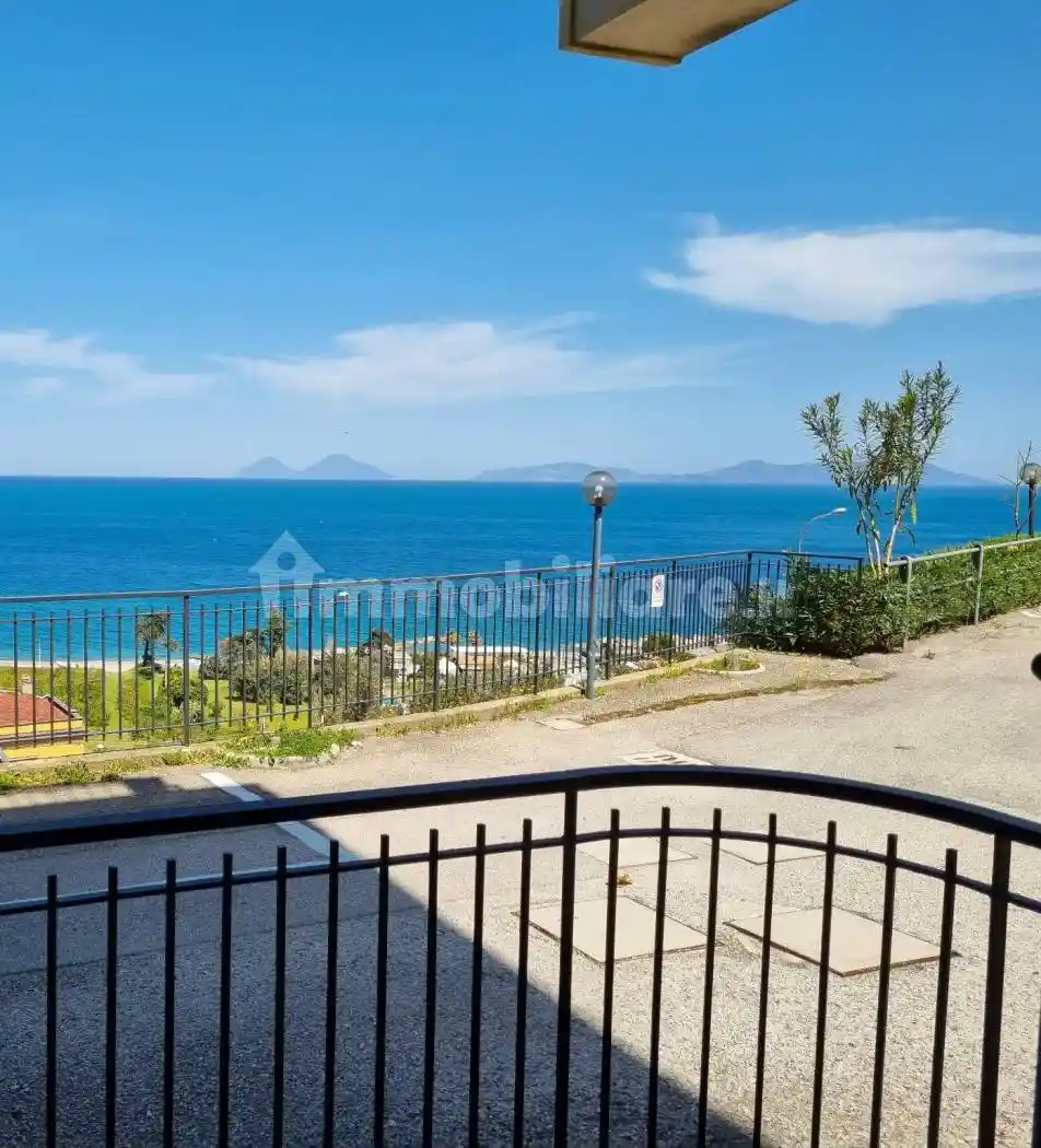 Appartamento in vendita a Piraino